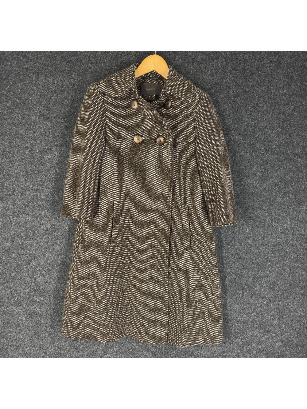 Tahari Coat Women 6 Gray Wool Lined Collared Button Long Sleeve Pockets Casual